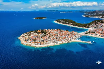 Na more s tankim budžetom: Pronašli smo 14 jeftinih mjesta za ljetovanje u Hrvatskoj