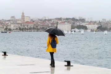 Vrijeme se okreće naglavačke: Južina, pijesak iz Afrike i kišna bomba s mora