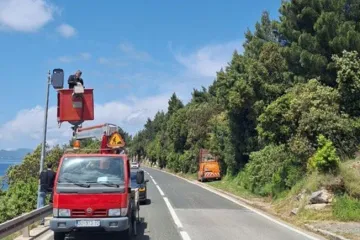 Sreća što ne poštujem prometne znakove, jer bih davno bio mrtav