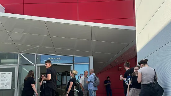 Evakuiran zagrebački Arena Centar: 'Rekli su nam da hitno izađemo'