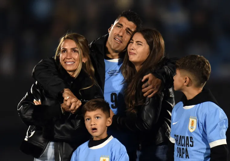 Emotivne scene: Suarez se nakon 17 godina oprostio od reprezentacije