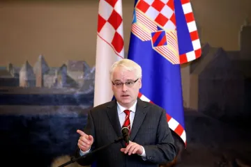 Josipović u Osijeku 'pecnuo' Kolindu govoreći o licemjernosti