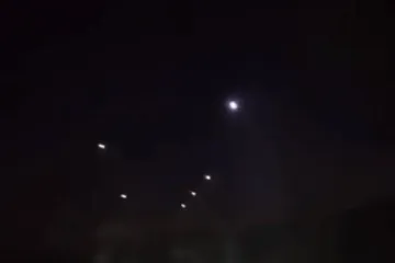 Iznad Poljske snimljena 'flota misterioznih svjetlećih kugli'