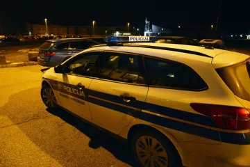 Obračun u Lekeniku: Nakon obiteljske svađe pijan izašao u dvorište pa pucao u susjeda