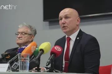 Onima koji su izgubili posao zbog korone, Crveni križ poklanja humanitarni paket
