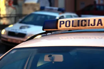 Incident u Rijeci: Nagovarali ljude kako da glasaju. Intervenirala i policija!