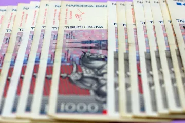 Banke sve punije: Samo u srpnju su građani u banke položili 3,3 milijarde kuna