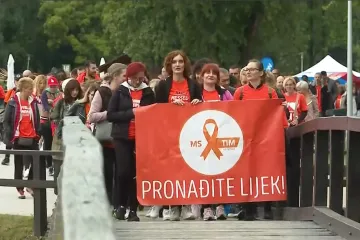 Na Bundeku 300 ljudi hodalo 18 sati u znak podrške: 'Sve više mladih obolijeva od multiple skleroze'