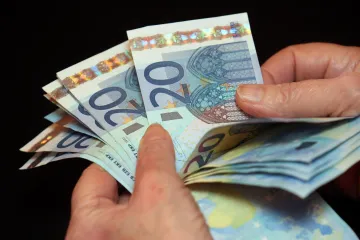 Tužna stvarnost hrvatskih plaća: Čak dvije trećine Hrvata zarađuje manje od 1000 eura. Donosimo pregled i gdje su najviše rasle