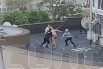 Stigao muž?! Golać bježao preko balkona s petog kata, nema tko ga nije tukao kada se prizemljio