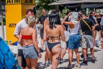 Partijaneri iz cijelog svijeta zaposjeli Split: Ima tu svega, od polugolotinje i mišića, pa sve do velikih redova