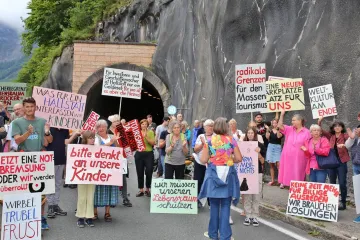 Navala turista u austrijski Hallstatt, stanovnici prosvjedovali: Žele ograničiti broj posjetitelja