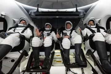 Rus, 2 Amerikanca, i astronaut iz Arapskih Emirata nakon 6 mjeseci u svemiru sigurno se vratili na Zemlju