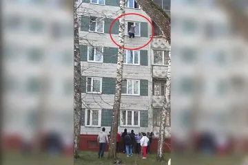 Susjedi spasili gospođu koja je morala skočiti s četvrtog kata