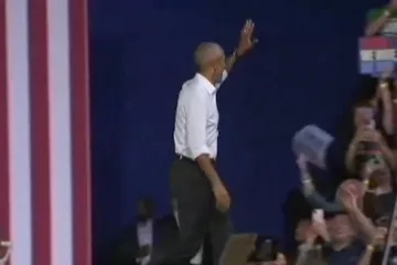 Nije vam se učinilo: Obama stvarno repa, i to slavnu Eminemovu pjesmu