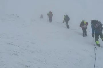 Nestao meteorolog na planini: Spasioci se treći dan bore s vjetrom, snijegom i maglom