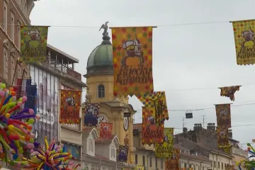 Turisti pohrlili na riječki karneval: 'Ove godine međunarodno maškaradno ludilo'