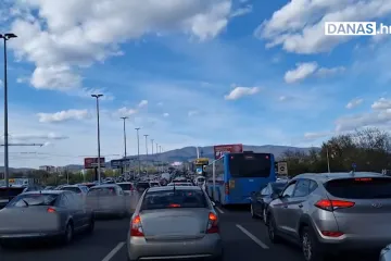 Pogledajte ogromne gužve na Jadranskom mostu u Zagrebu