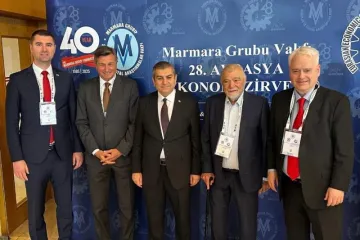Ekonomski samit okupio Mesića, Josipovića, Filipovića...: 'U fokusu trebaju biti ljudi'