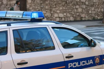 Biciklistu nije bilo spasa: Umro nakon sudara sa automobilom